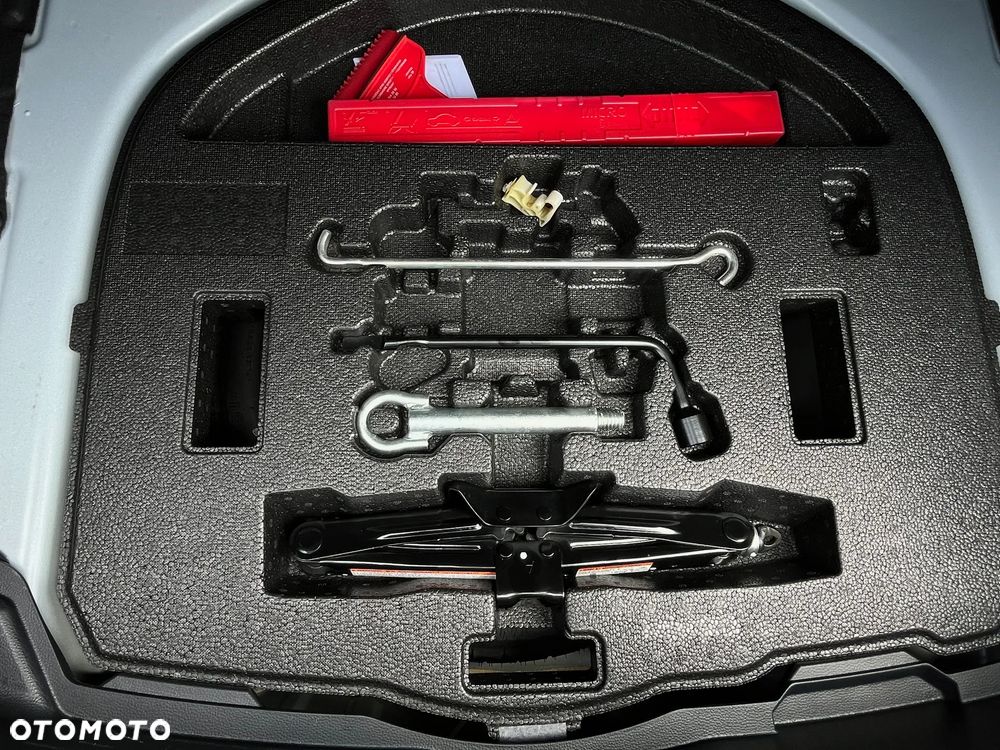Toyota Corolla 1.5 Comfort - 13