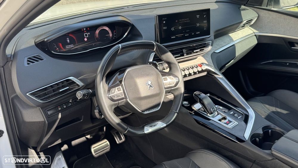 Peugeot 3008 1.2 PureTech GT EAT8 - 8