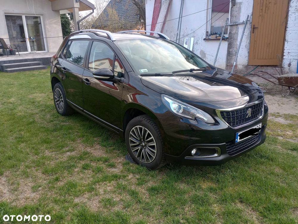 Peugeot 2008 BlueHDi 100 STOP & START Signature - 14