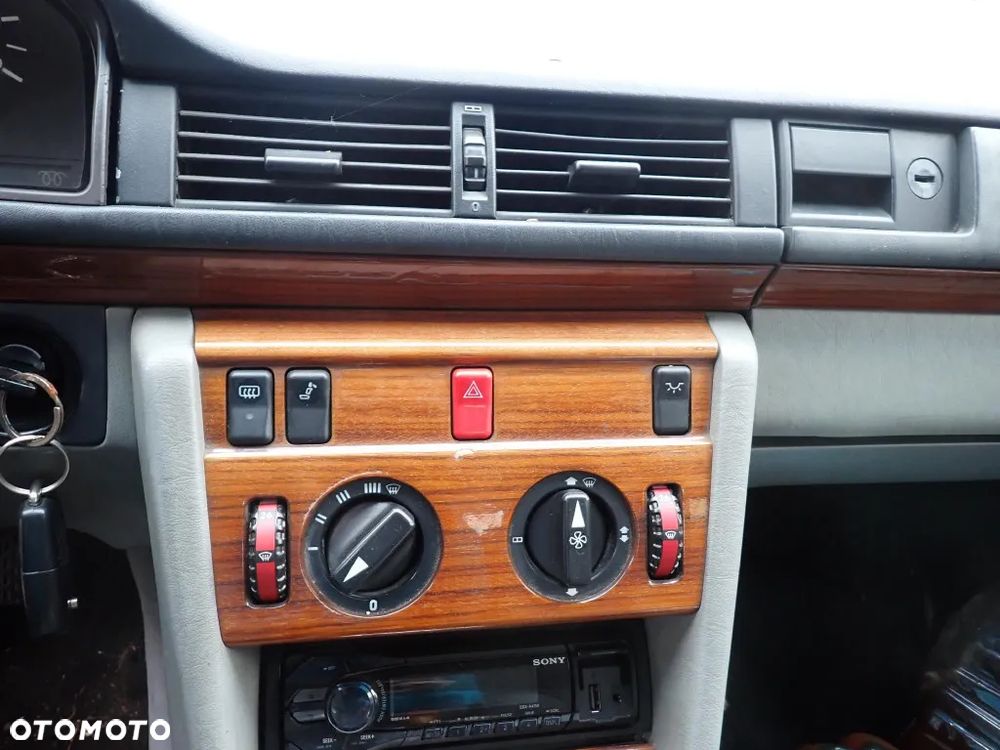 CZĘŚCI - Mercedes 124 2,5 D OM 602.912 90KM SEDAN 1991r. INDEX - 9685 - 9