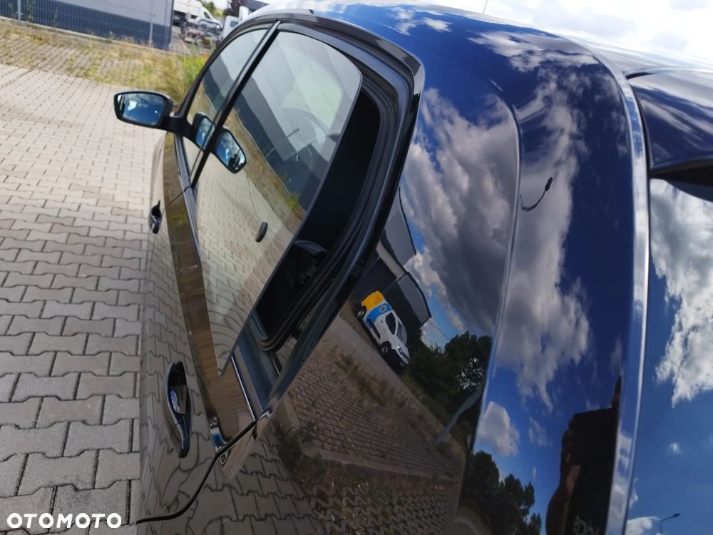 Volkswagen up! club - 36