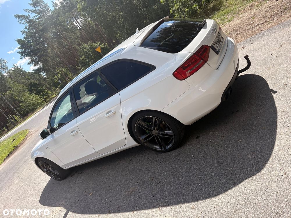 Audi A4 Avant 2.0 TDI - 6