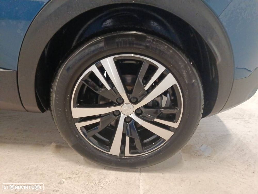 Peugeot 3008 1.5 BlueHDi GT EAT8 - 11
