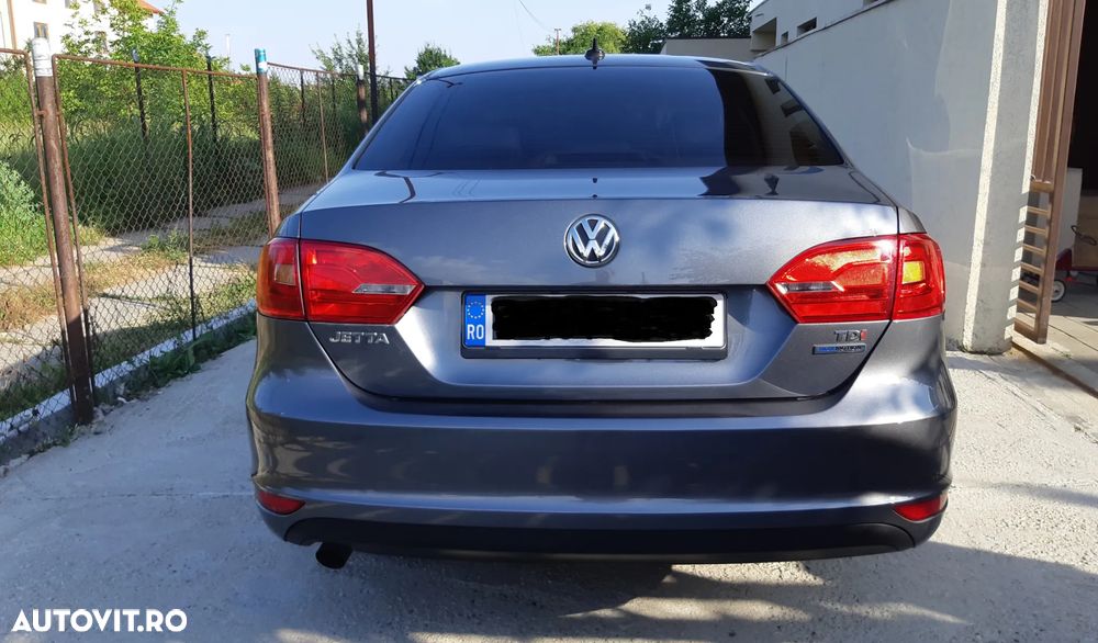 Volkswagen Jetta 1.6 TDI CR DPF Trendline - 2