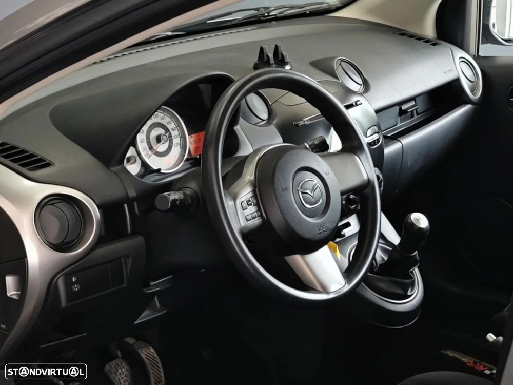 Mazda 2 1.3 MZR Comfort - 22