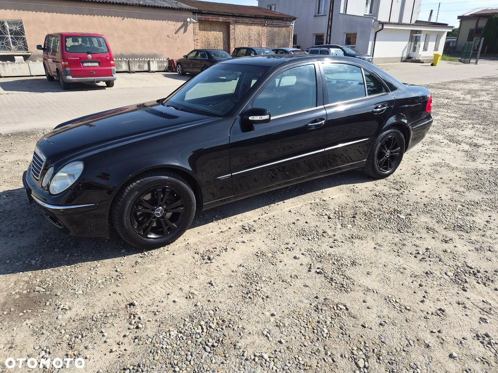 Mercedes-Benz Klasa E 320 4-Matic Elegance - 4