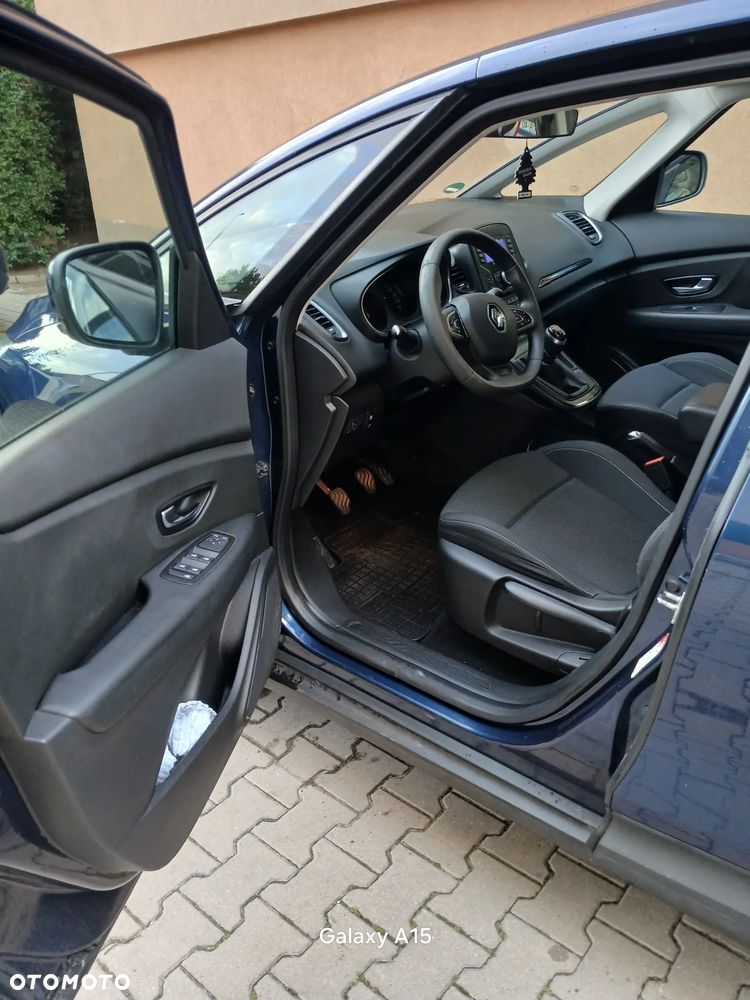 Renault Scenic 1.2 TCe Energy Life EU6 - 4