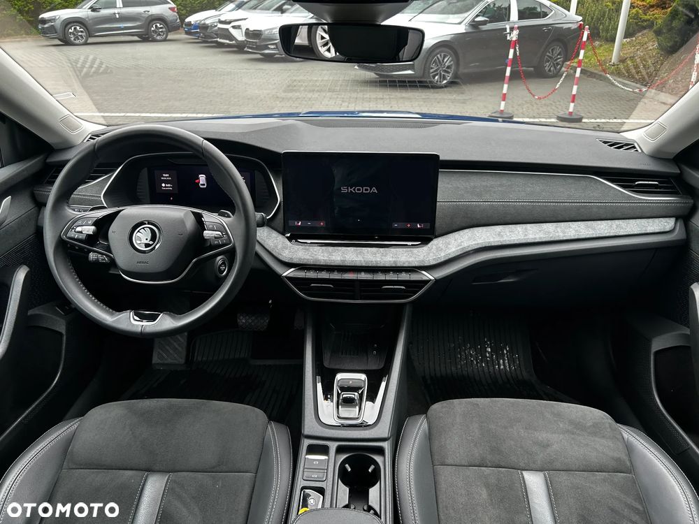 Skoda Octavia 1.5 TSI mHEV Selection DSG - 30