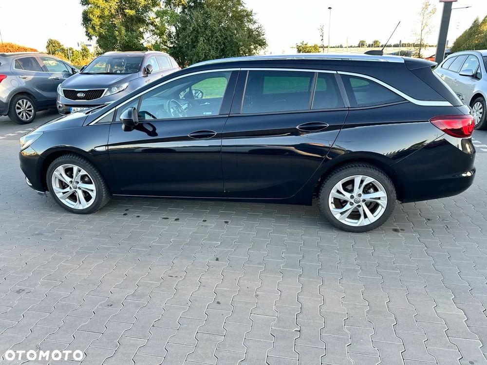 Opel Astra 1.4 Turbo Start/Stop Dynamic - 11