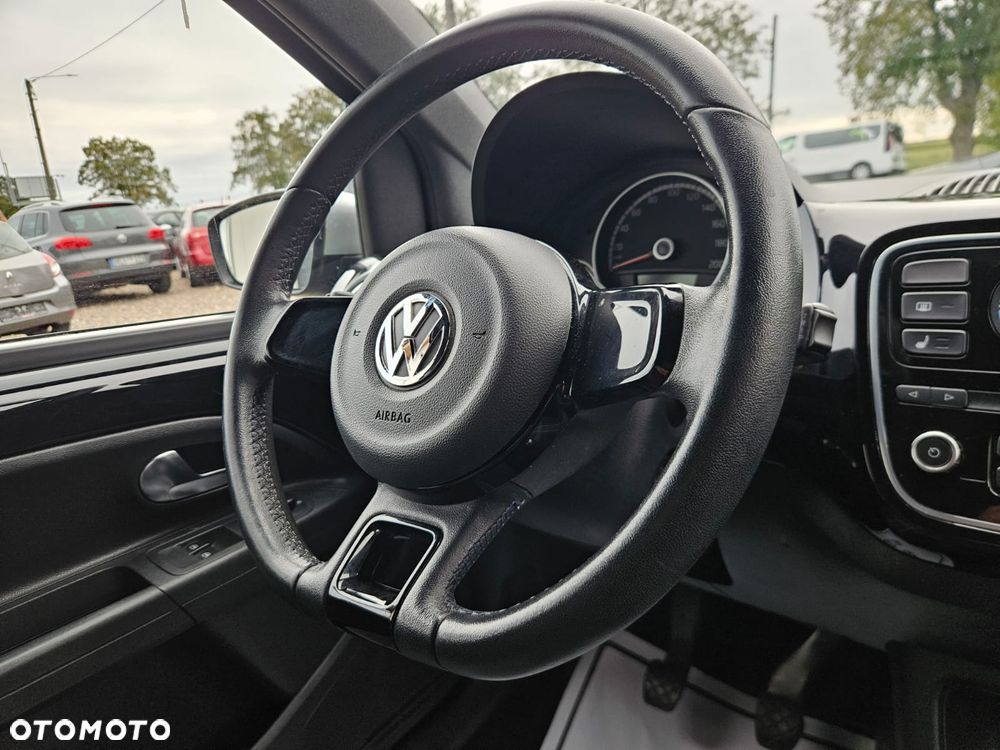 Volkswagen up! club - 11