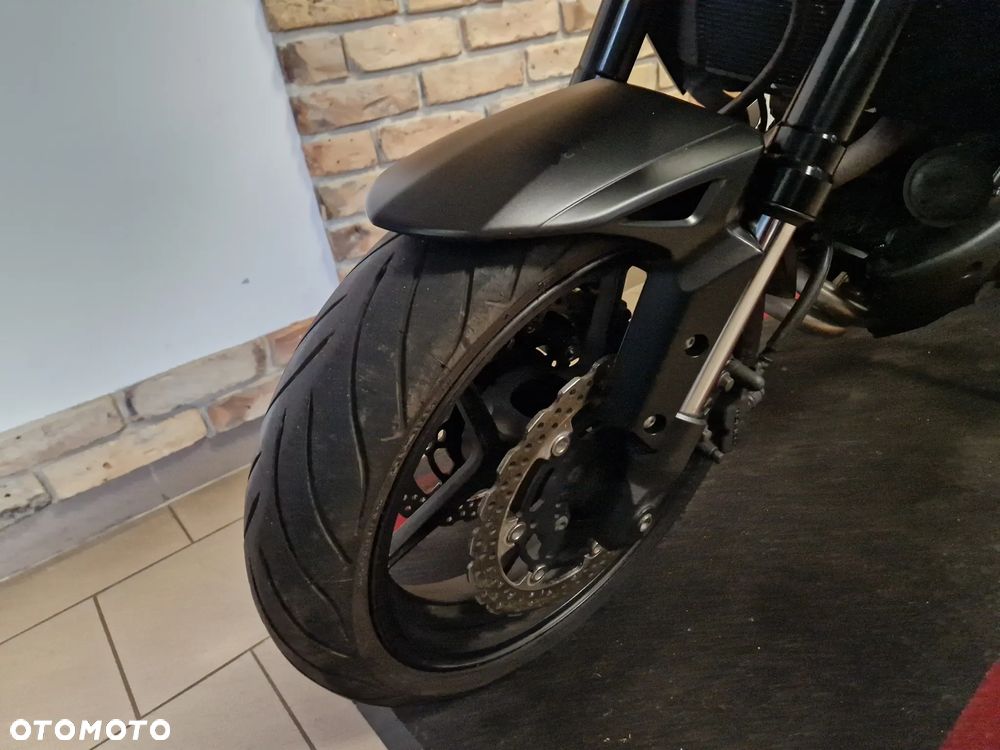 Kawasaki Versys 650 - 22
