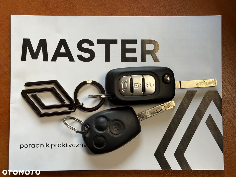 Renault MASTER L3H2 MAXI MOCNY SILNIK 2.3DCI Rozrząd na ŁAŃCUCHU, Pełna zabudowa paki, Zawiasy drzwi tył 180' DMC3.5t Duża ładowność 1302Kg, Homologacja VAT-1, Parktroniki, Minibar, Stolik EasyLife, Lustro WideView, Oświetlenie LED, Tempomat, Halogeny, Pakiet Chrom Design, Szare wnętrze, SERWIS ASO RENAULT!! - 3