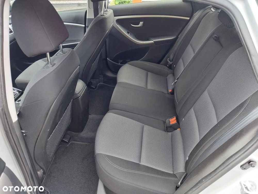 Hyundai i30 1.6 Automatik Style - 20