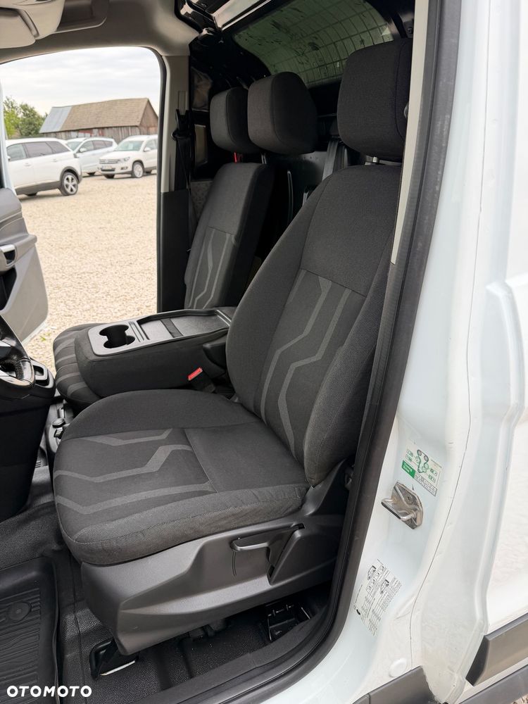 Ford Transit Connect - 25