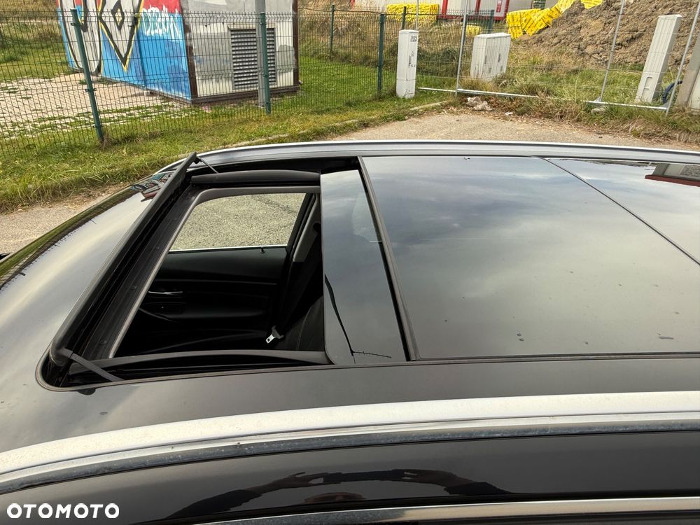 BMW Seria 3 318d Luxury Line - 13