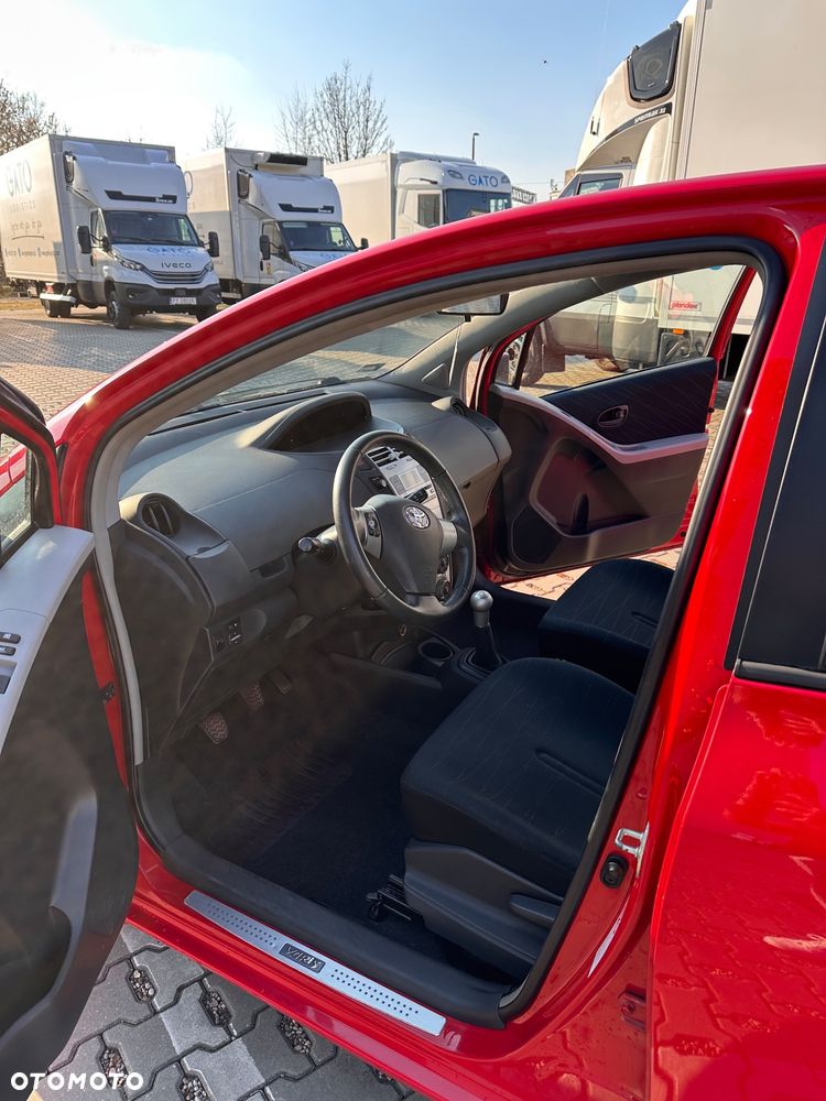 Toyota Yaris 1.0 Entry - 9