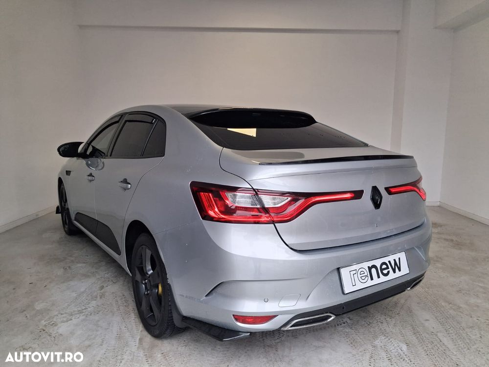 Renault Megane TCe 140 GPF Techno - 20