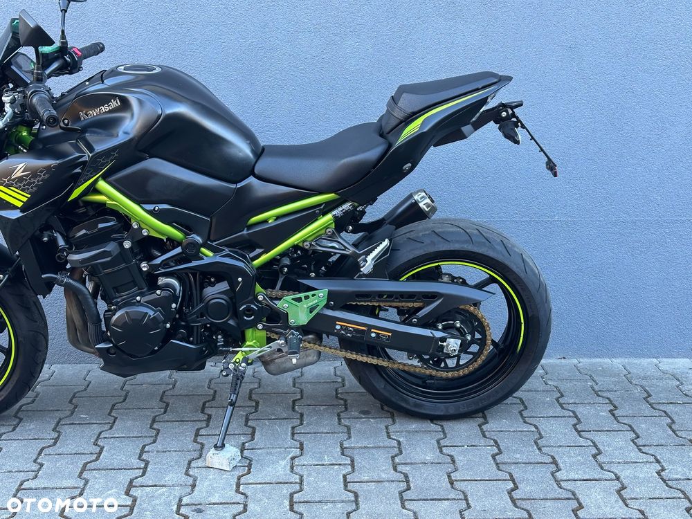 Kawasaki Z 900 - 8