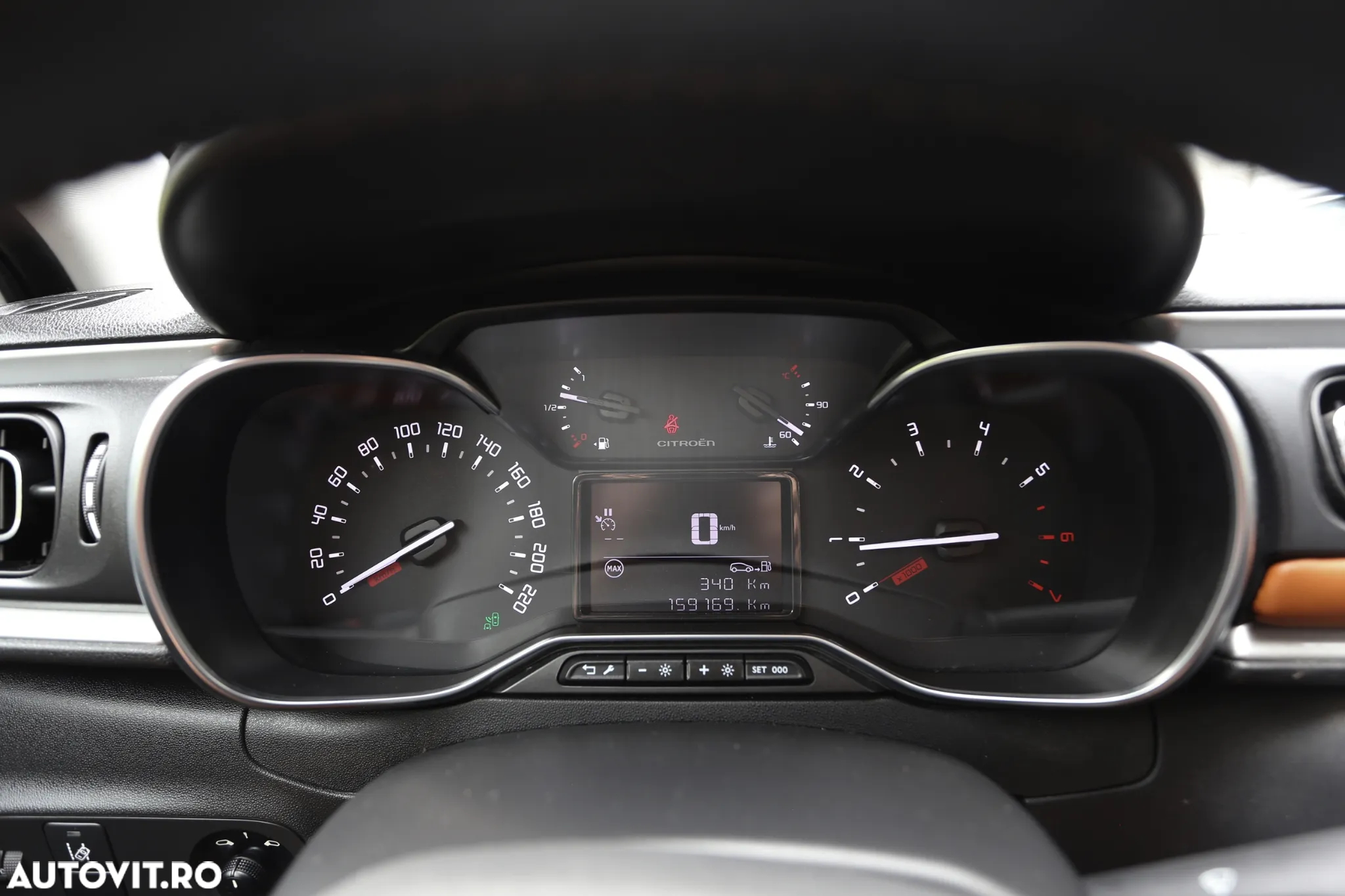 Citroën C3 1.2 PureTech BVM Shine - 12