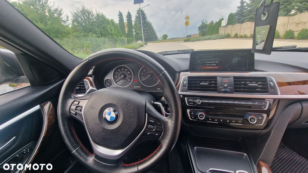 BMW Seria 3 328i - 9