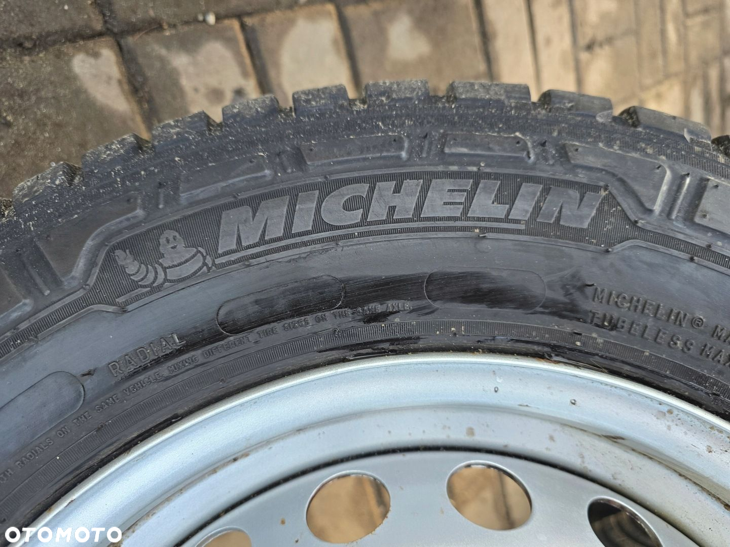 MICHELIN AGILIS CROSSCLIMATE 215/65R15C 104/102T 8mm 4X 21R - 7