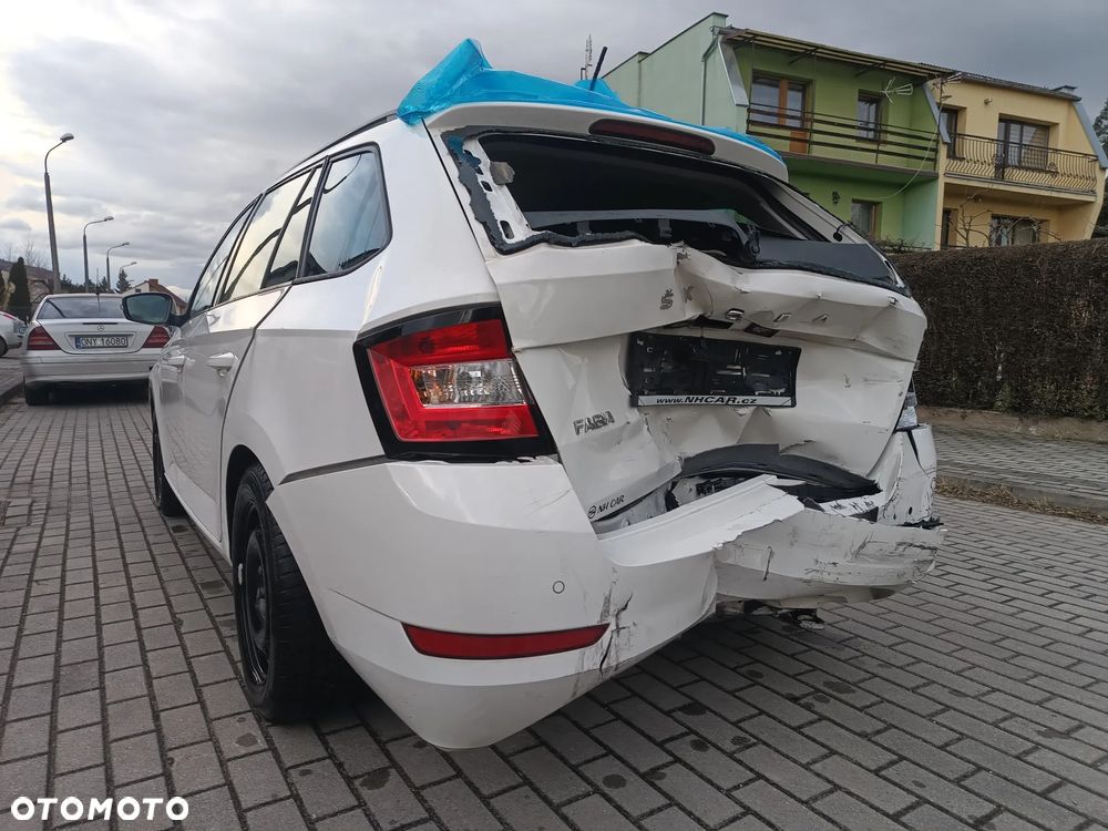 Skoda Fabia 1.0 TSI Ambition Plus - 8