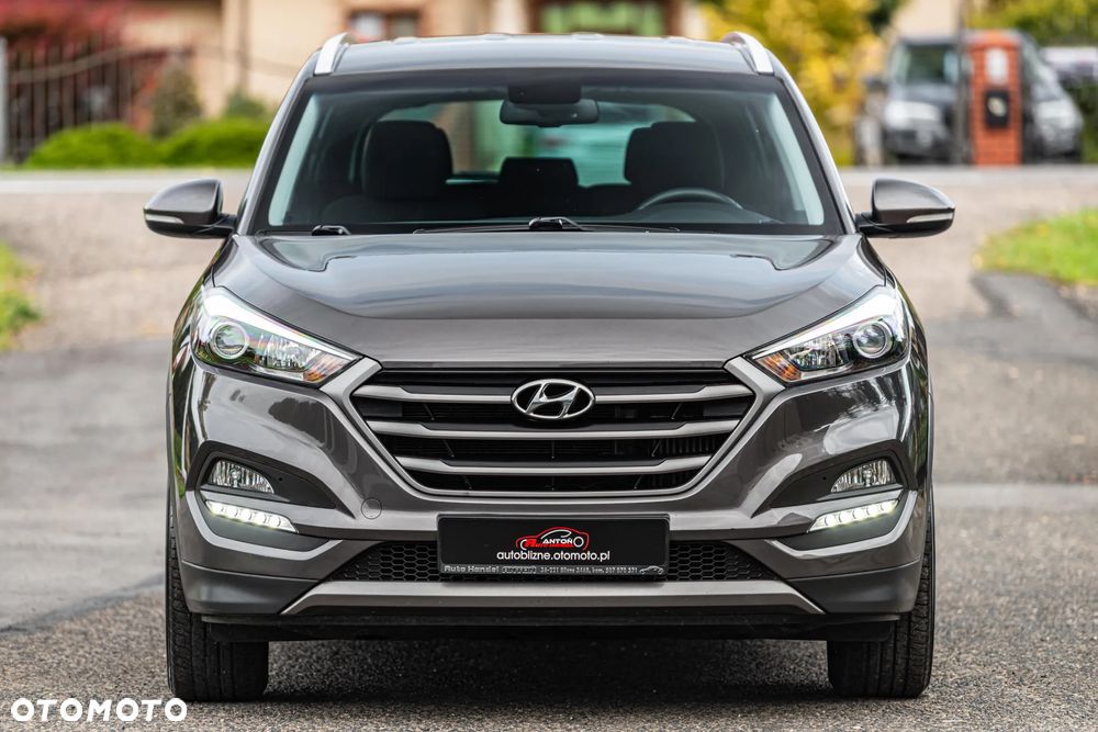 Hyundai Tucson blue 1.7 CRDi 2WD Trend - 14