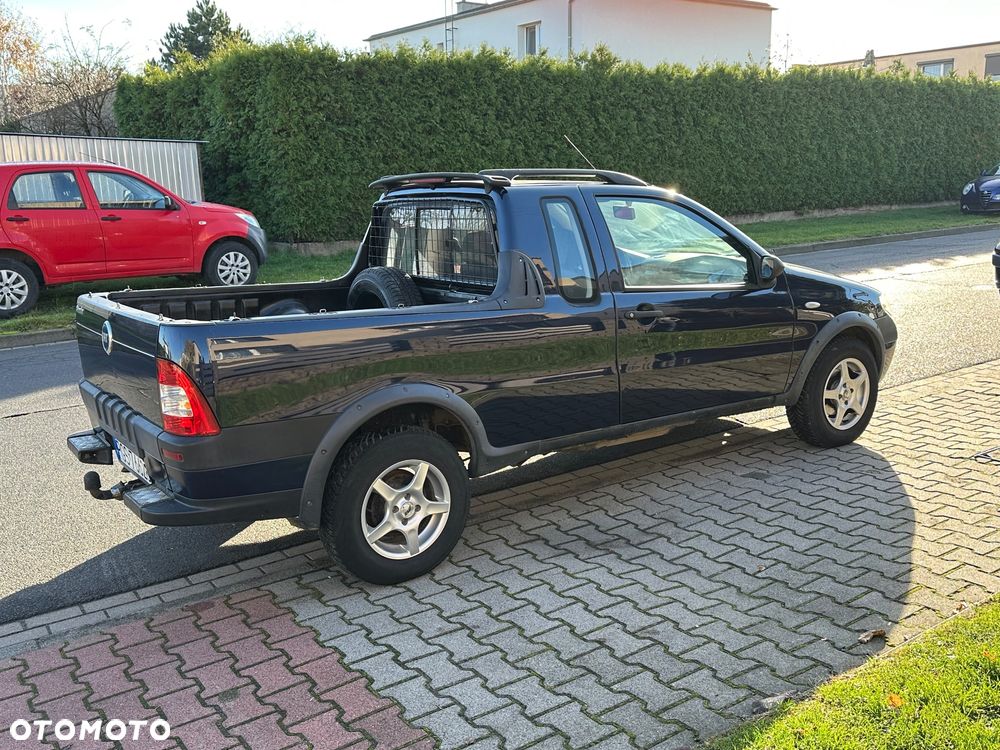 Fiat Strada 1.3 Adventure - 4