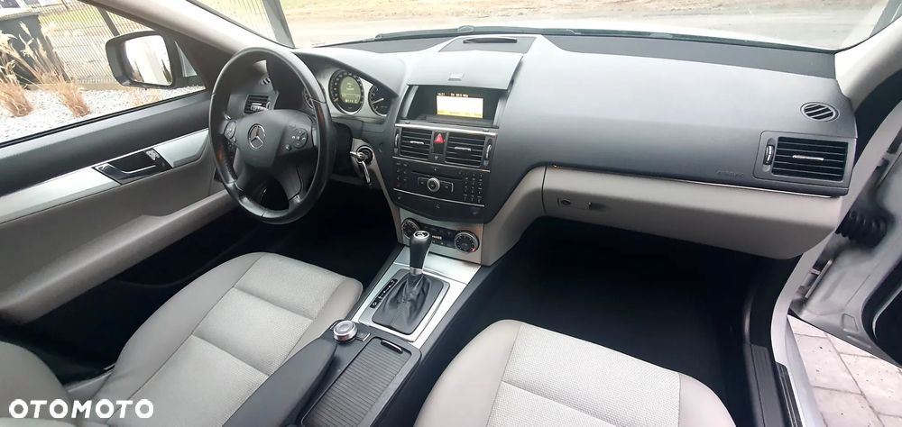 Mercedes-Benz Klasa C - 27