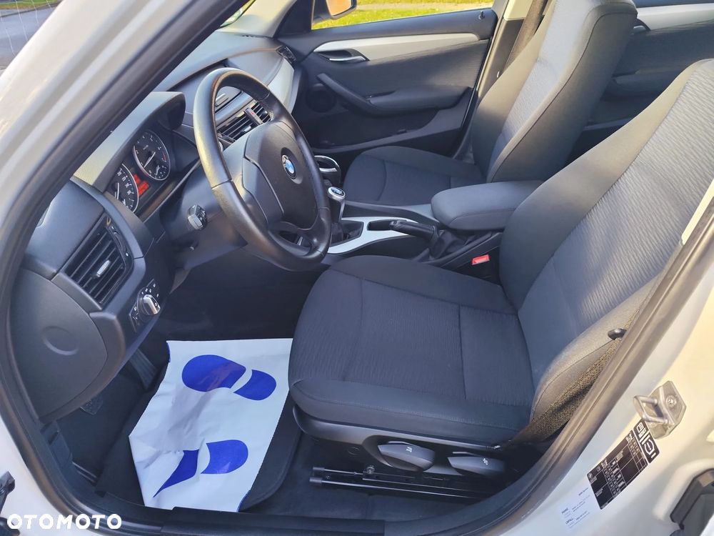 BMW X1 ver-sdrive18i - 19