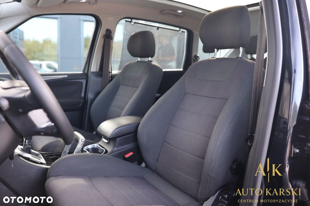 Ford S-Max - 31