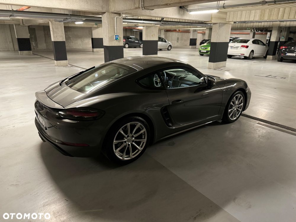 Porsche 718 Cayman Standard - 4