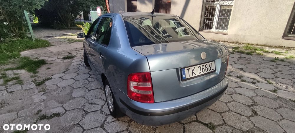 Skoda Fabia 2007 photo 4