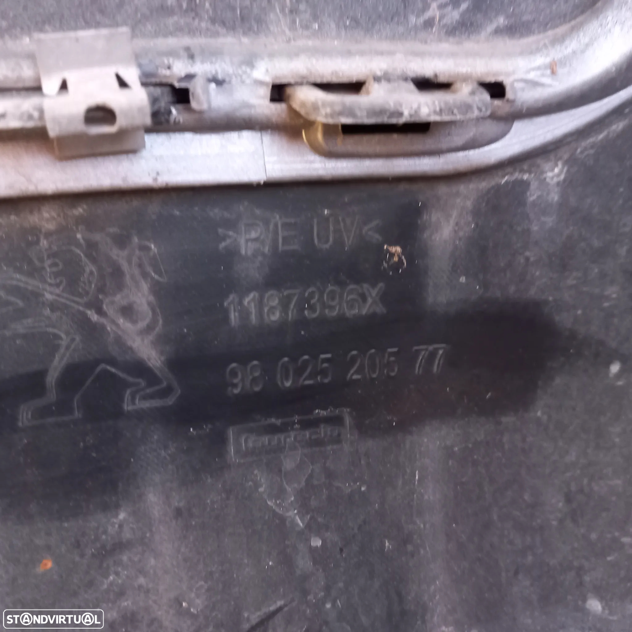 Para choques frente peugeot 2008 ano 2016 a 2019 referencia 9802520577 - 10
