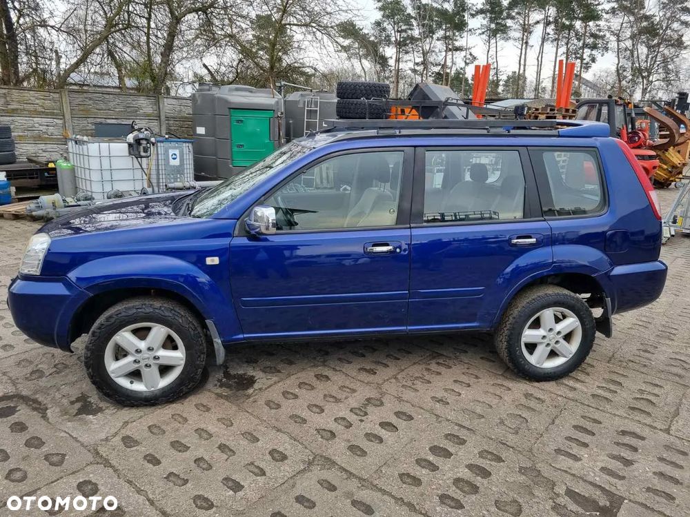 Nissan X-Trail 2.5 Elegance - 25