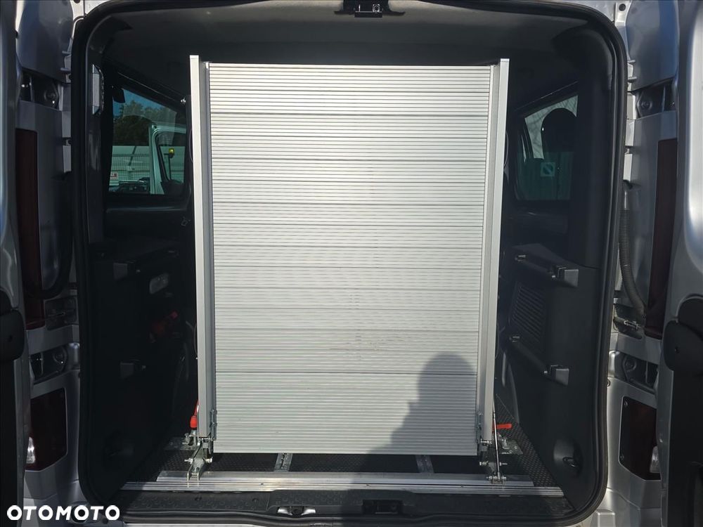 Renault Trafic - 17