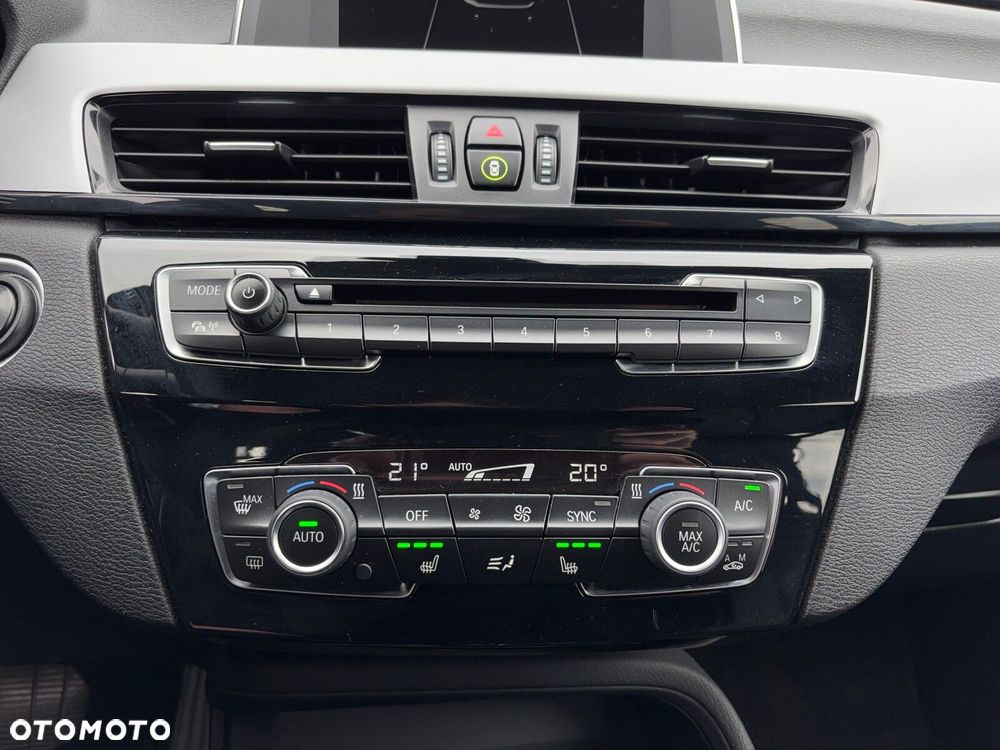 BMW X1 xDrive20i Advantage - 19