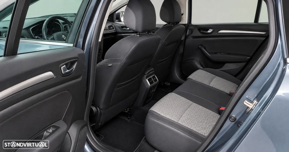 Renault Mégane Sport Tourer 1.6 E-Tech Plug-In E-Tech Hybrid Engineered - 12