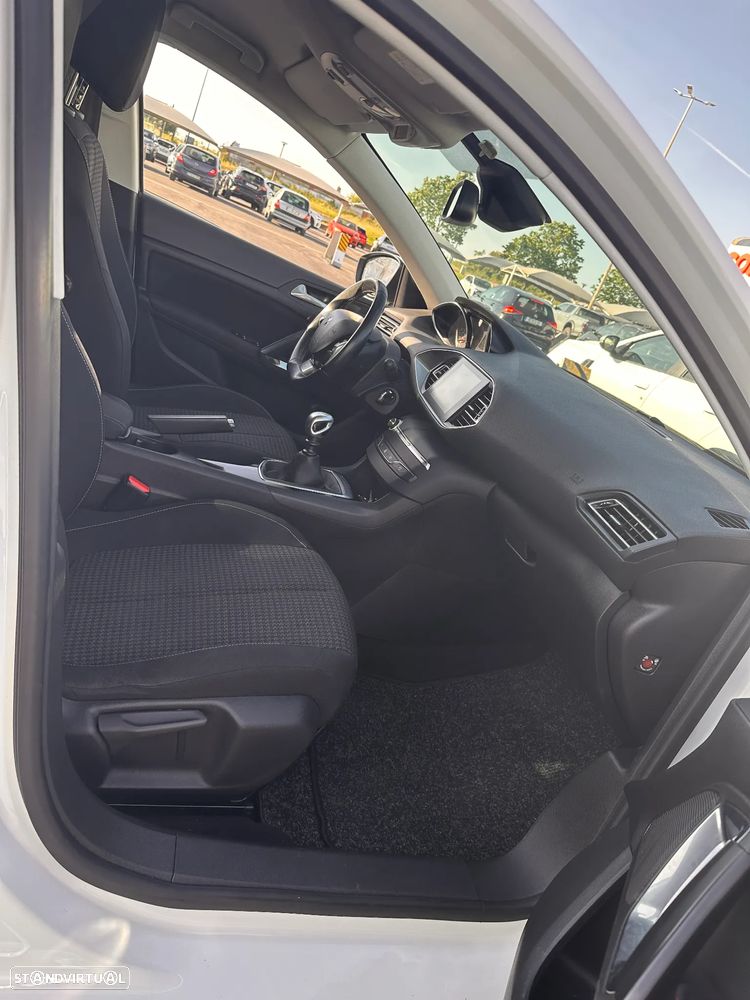 Peugeot 308 SW 1.5 BlueHDi Business Line - 19