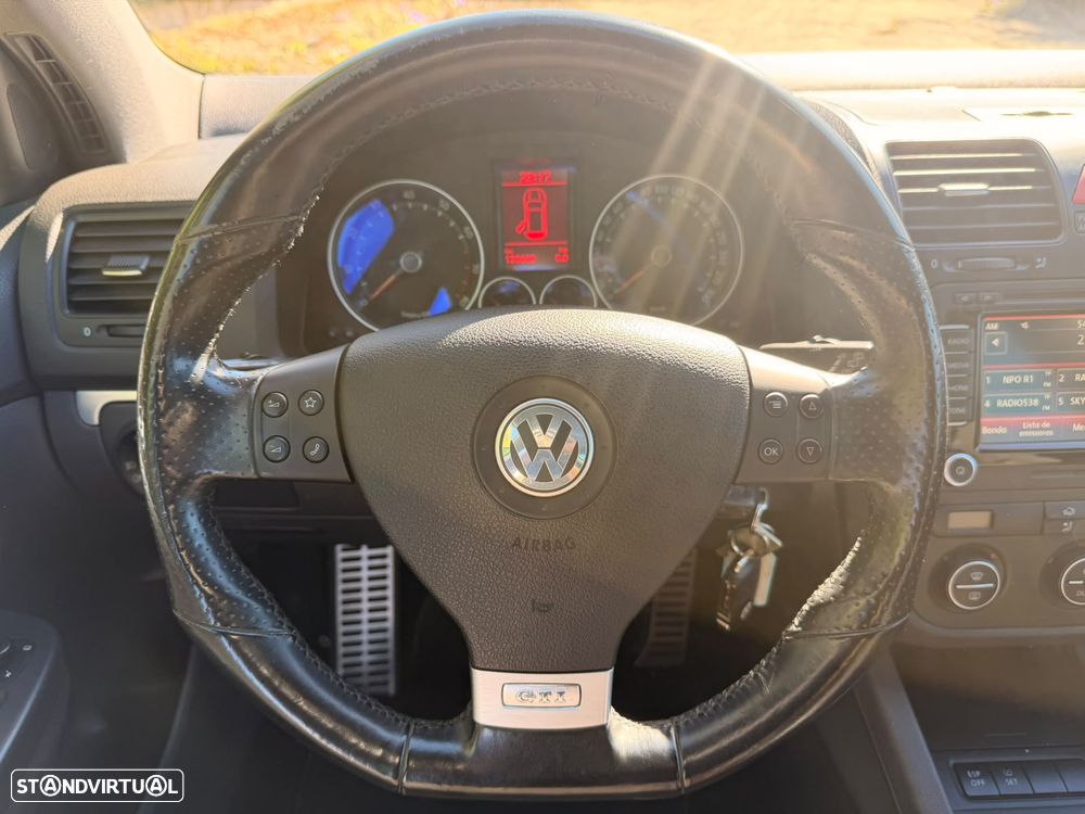 VW Golf - 19