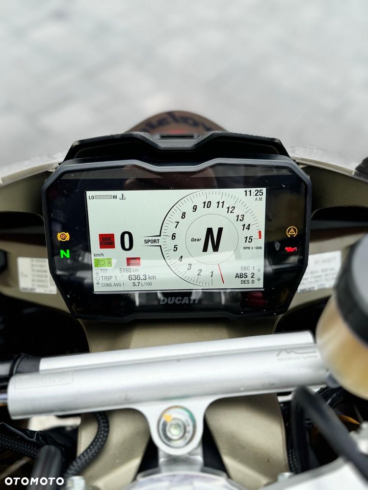 Ducati Panigale V4S - 4