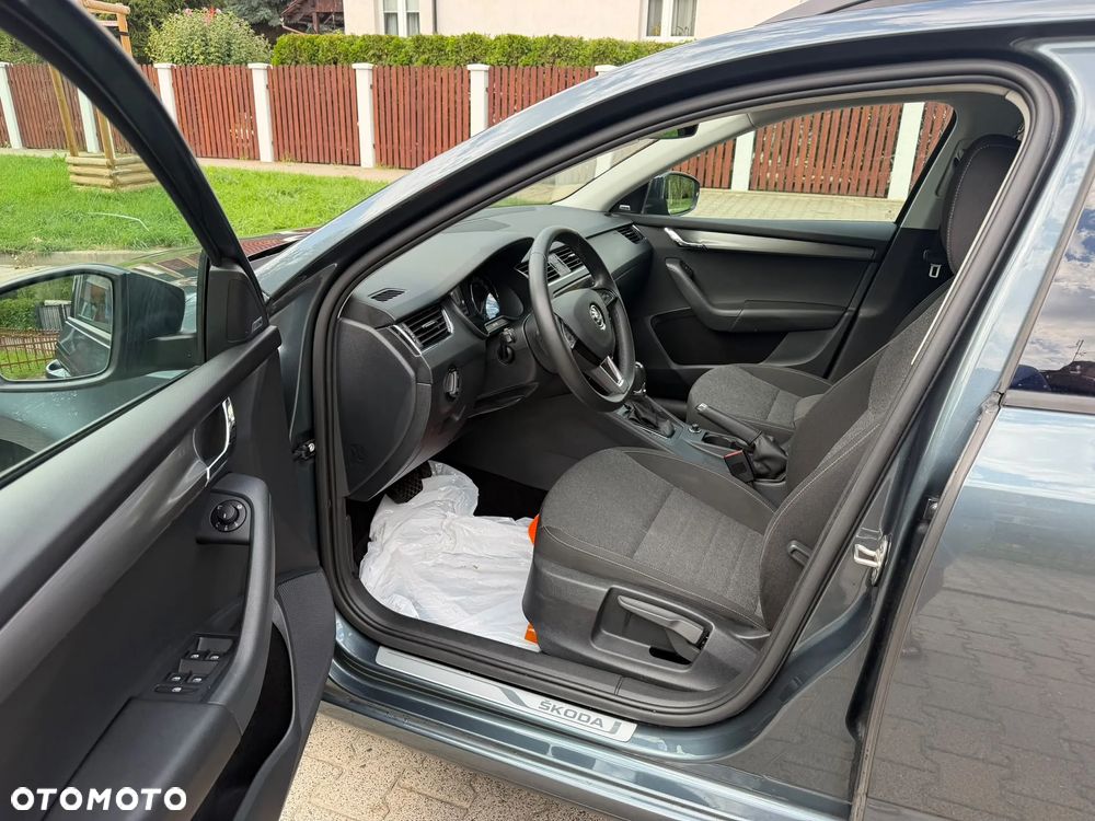 Skoda Octavia 2.0 TDI 4x4 DSG Soleil - 15
