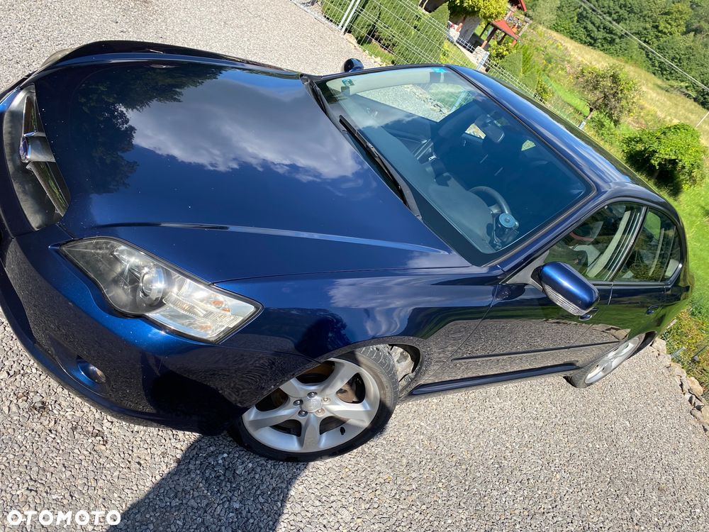Subaru Legacy - 8