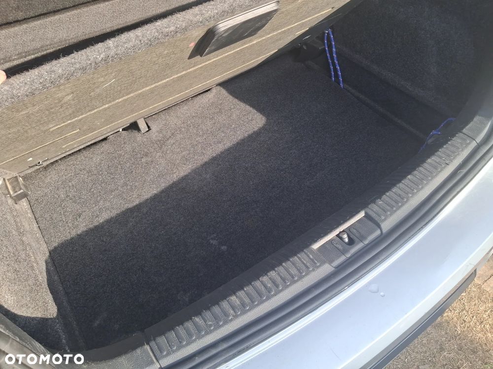 Volkswagen Polo - 17