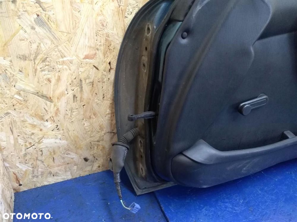 DRZWI PRAWE KOMPLETNE TOYOTA CELICA V - 3