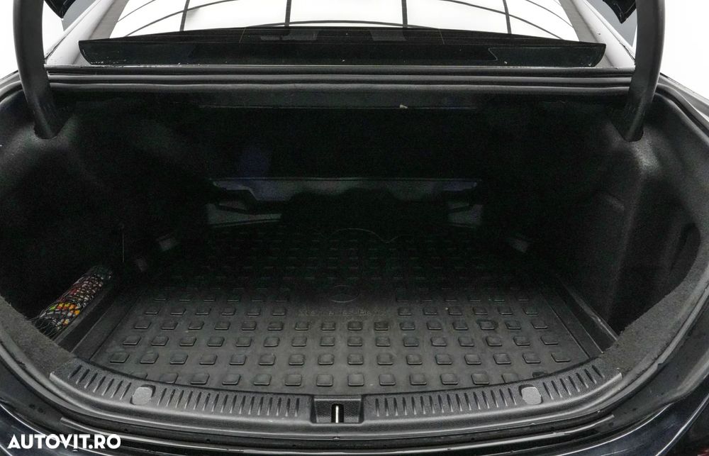 Mercedes-Benz E 200 d Aut. - 25