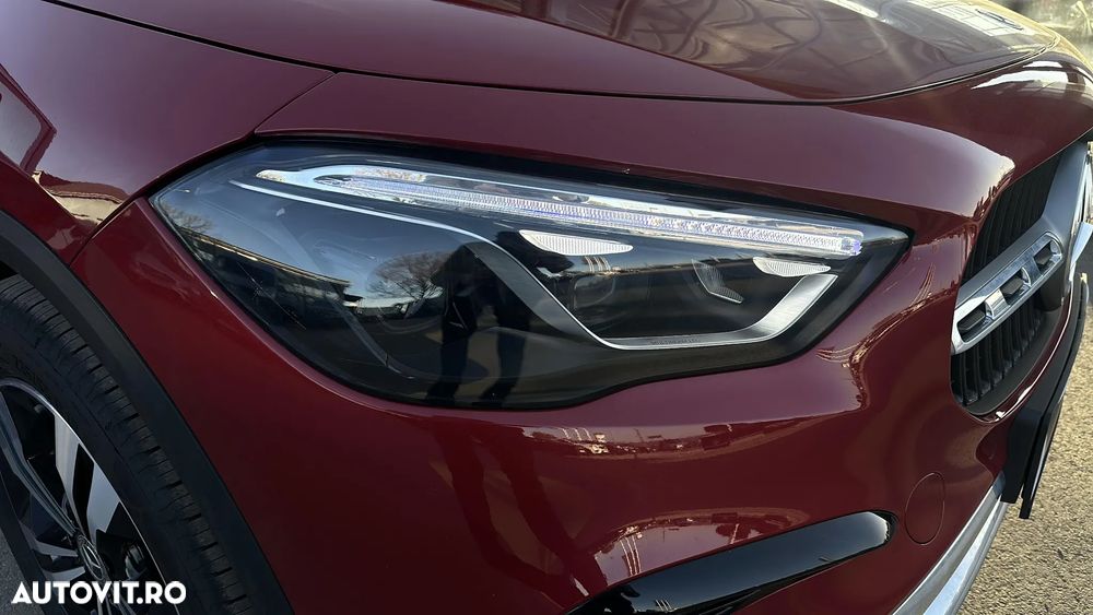 Mercedes-Benz GLA - 9