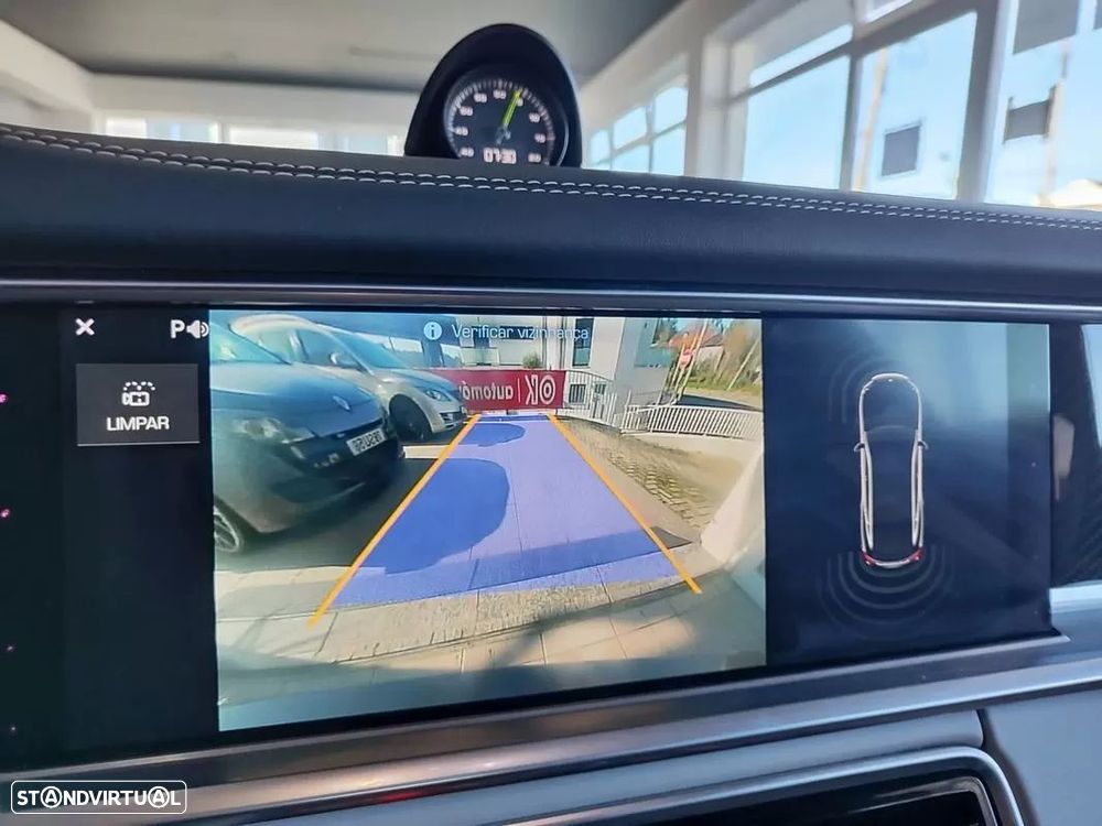 Porsche Panamera 4 E-Hybrid Platinum Edition - 37