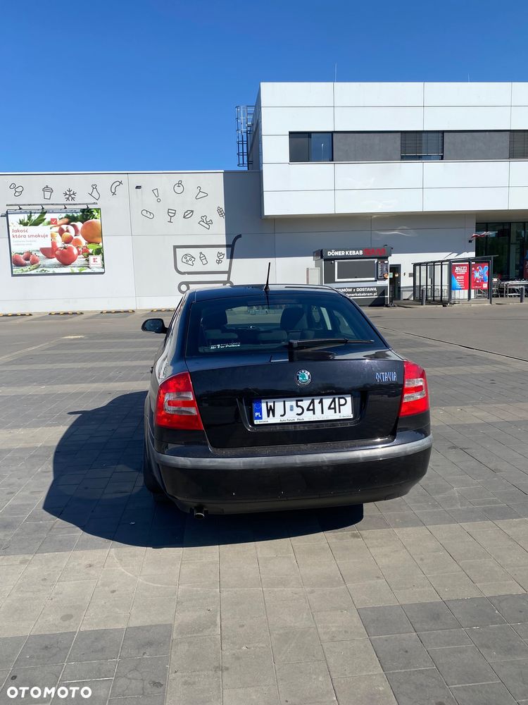 Skoda Octavia 1.6 - 4