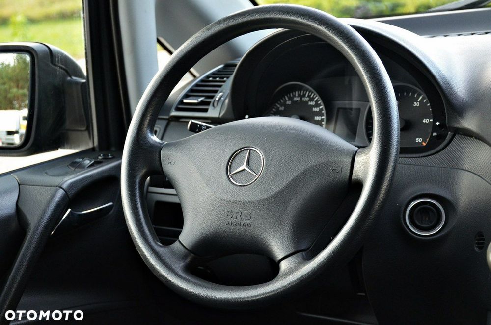 Mercedes-Benz Vito - 25